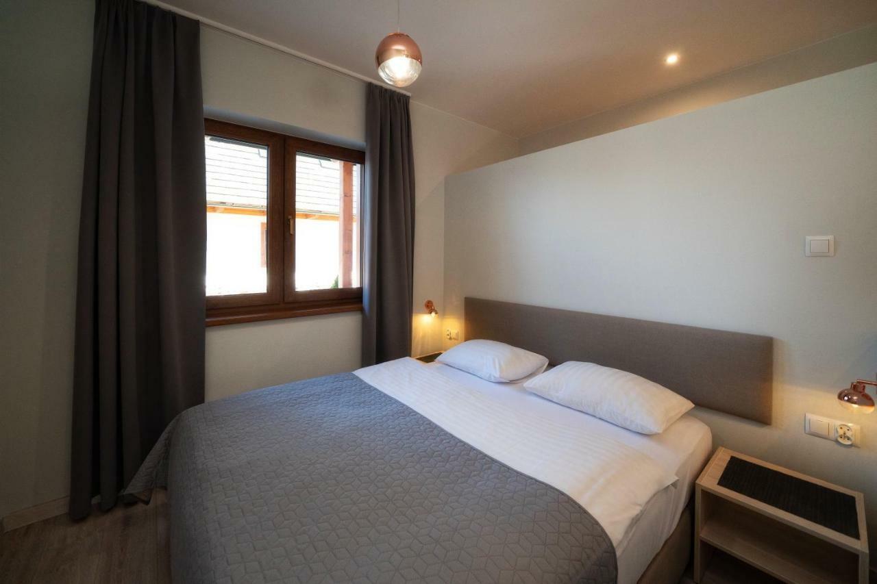 Przy Termach Domki Pokoje Apartamenty シャフラリ エクステリア 写真